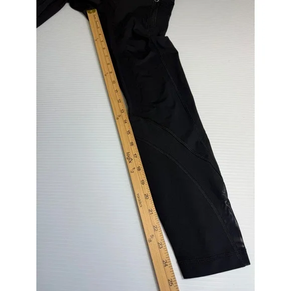 Lululemon Black High Rise Workout Leggings Cropped Zipper Pockets 6 - Picture 3 of 9